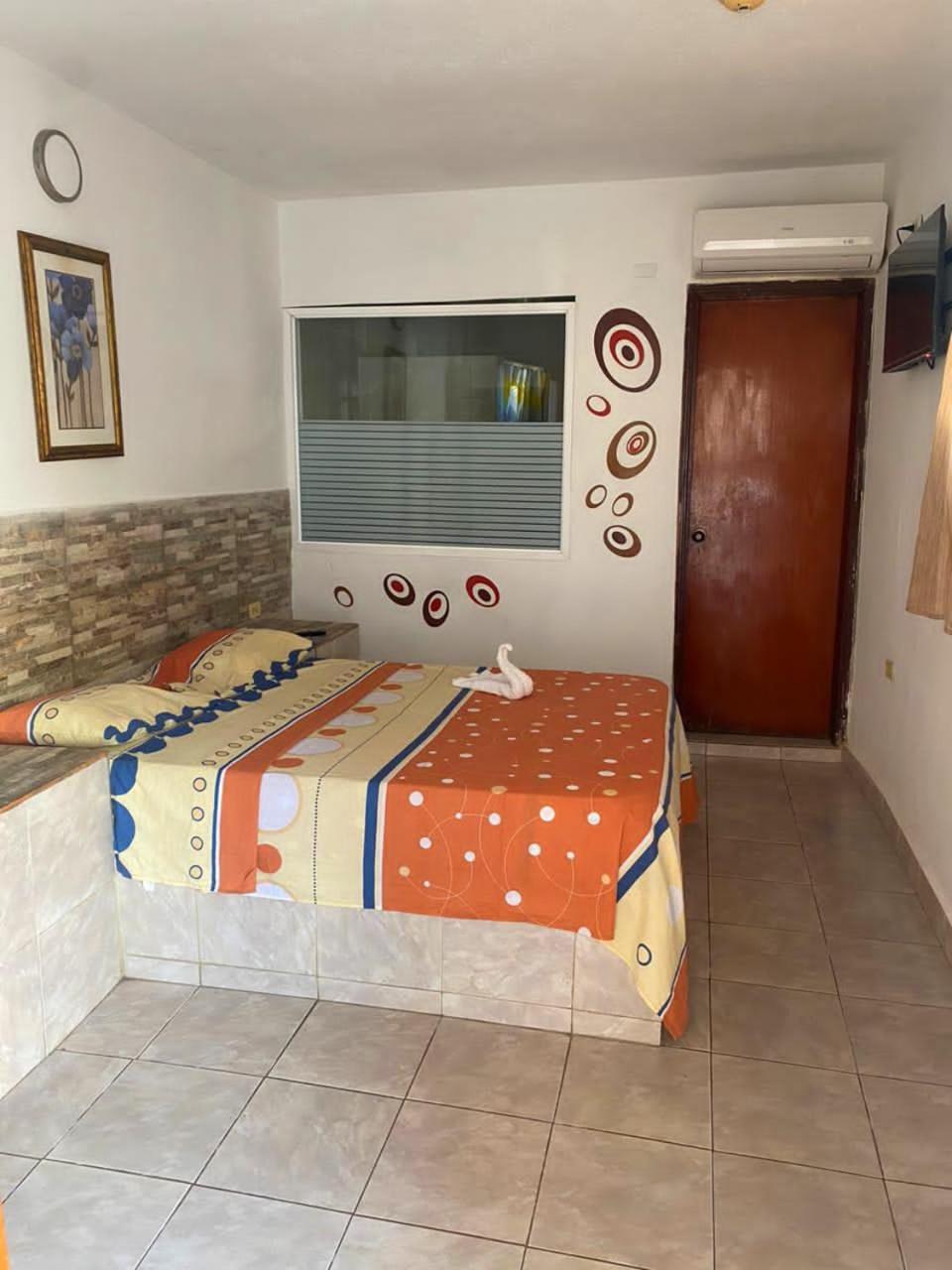 Hotel Brisas Del Mar 2022 Catia La Mar エクステリア 写真